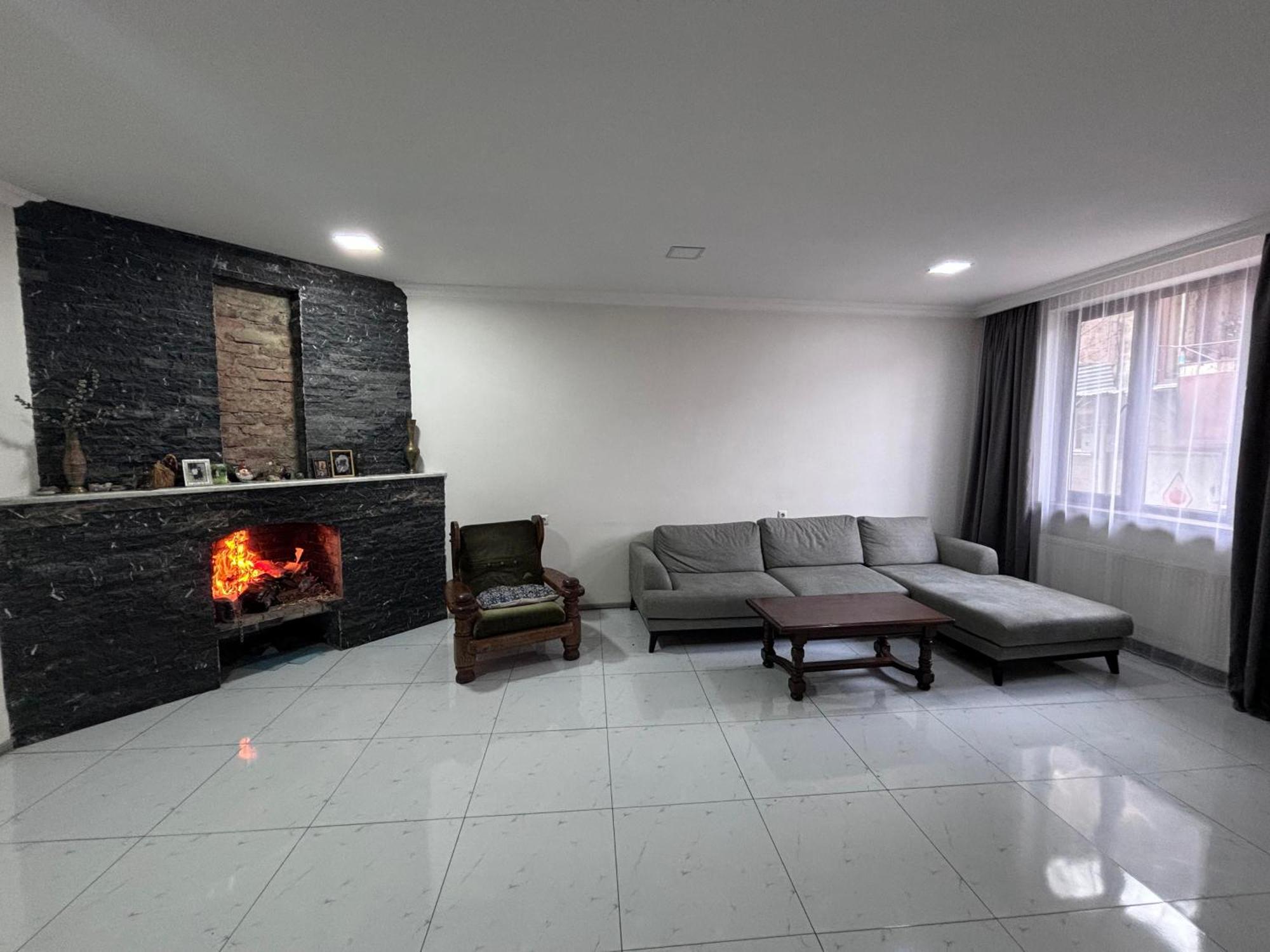 Friendly House Hotel อาคัลท์ชิกเค ภายนอก รูปภาพ
